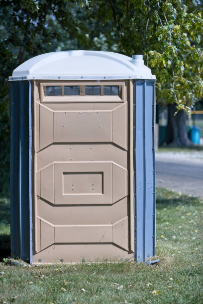 Portable Toilet Options We Offer in Powhatan Point, OH